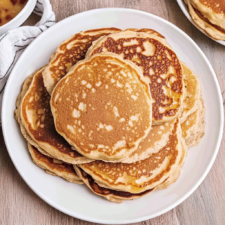 Vanilla Cinnamon Buttermilk Pancakes