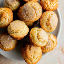 Delicious Banana Buttermilk Muffins